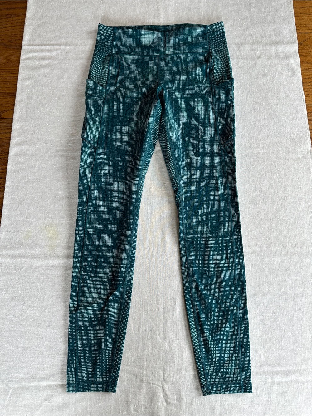 Lululemon Speed Up Tight Illusion Tidal Teal Bermuda Teal 6